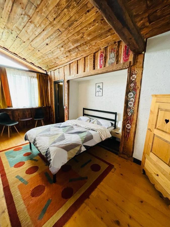 Cabana Vanatorului 8 Sohodol  エクステリア 写真